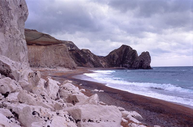 beach near durdle door and lulworth cove