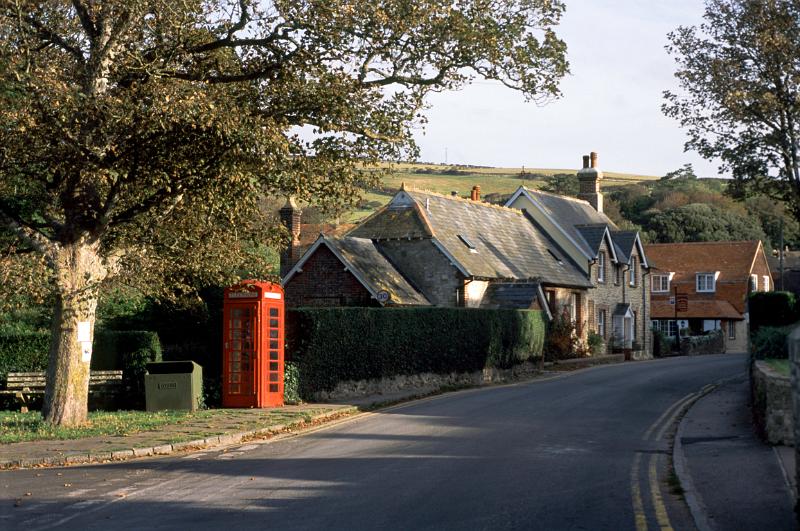 sleepy lulworth village