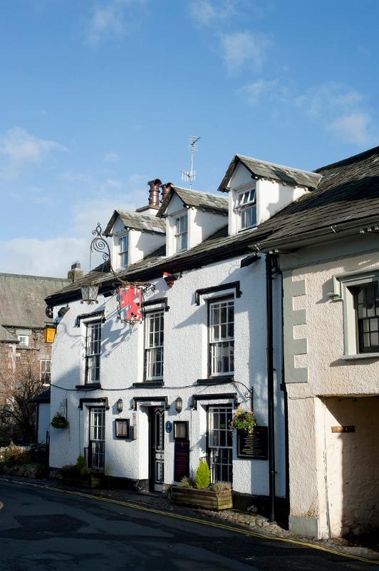 the front of the red lion pub, hawkshead, cumbria