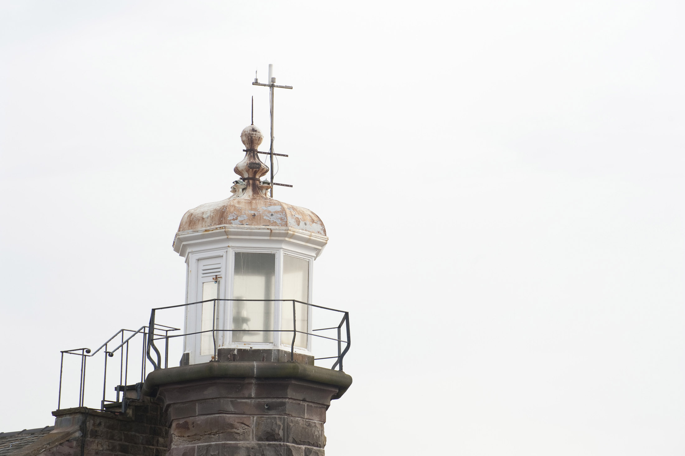 an image of old lighthouse on morecambes stone pier