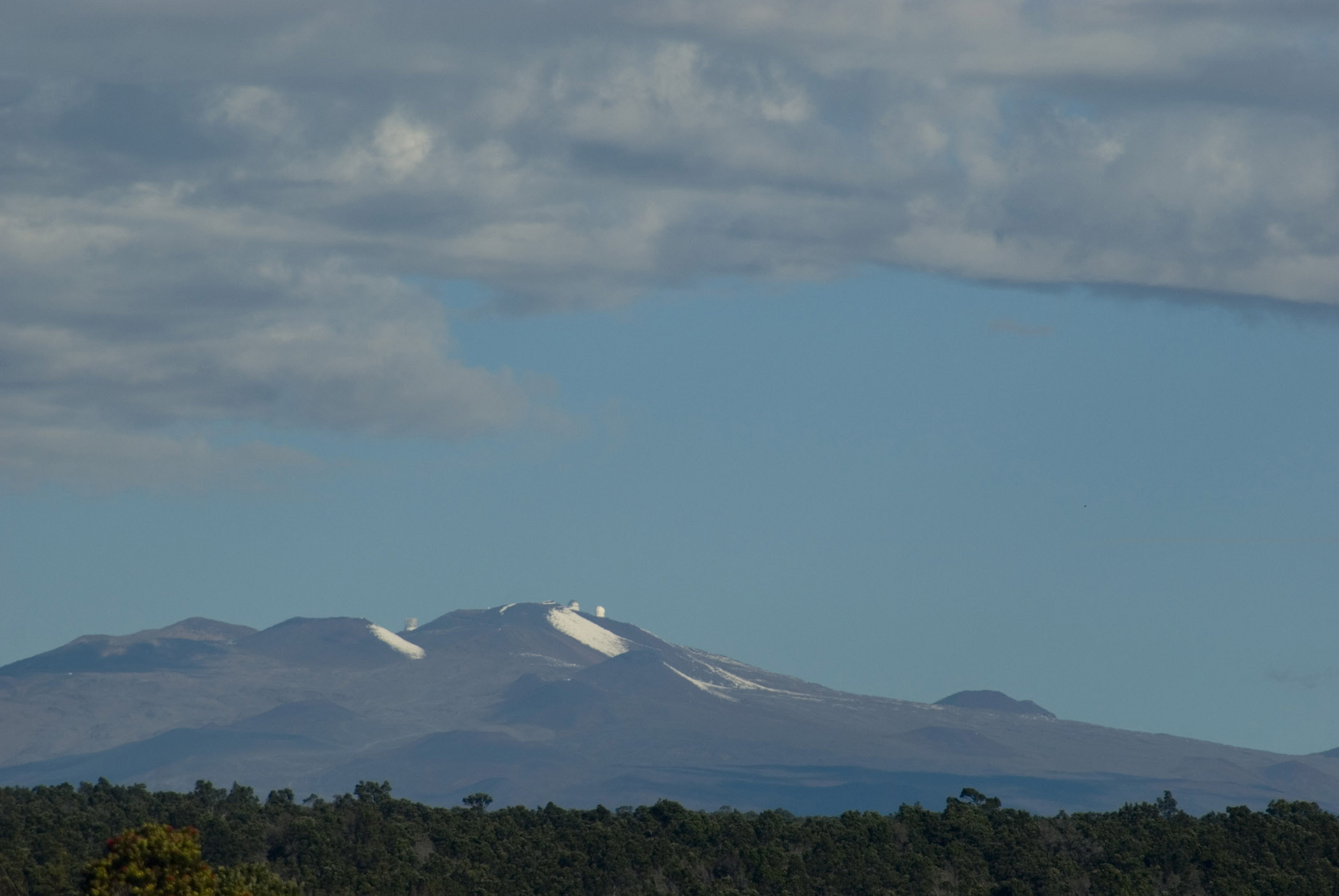 an image of View of Mauna Kea, Hawaii, the highest mountain on which there is an astronomical observatory