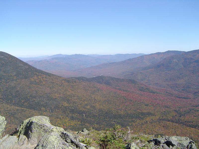 Mount Washington mountain view Mount Washington mountain view looking across peaks and valleys under a sunny clear blue sky, USA