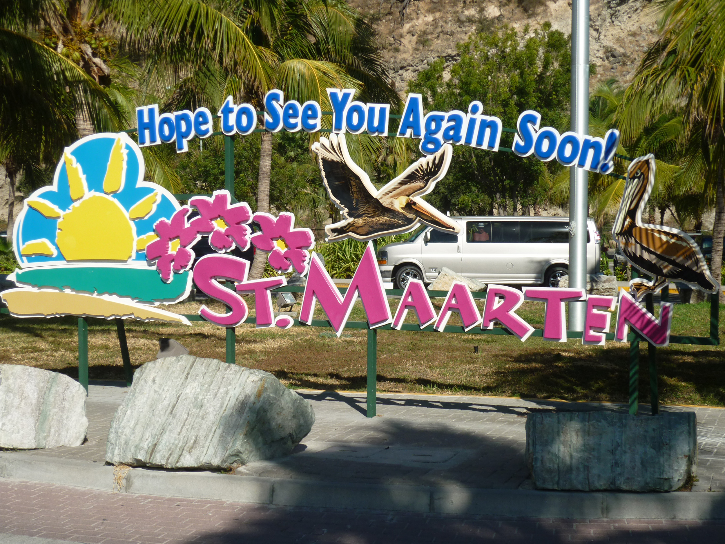 an image of a sign wishing visitors to st maarten farewell