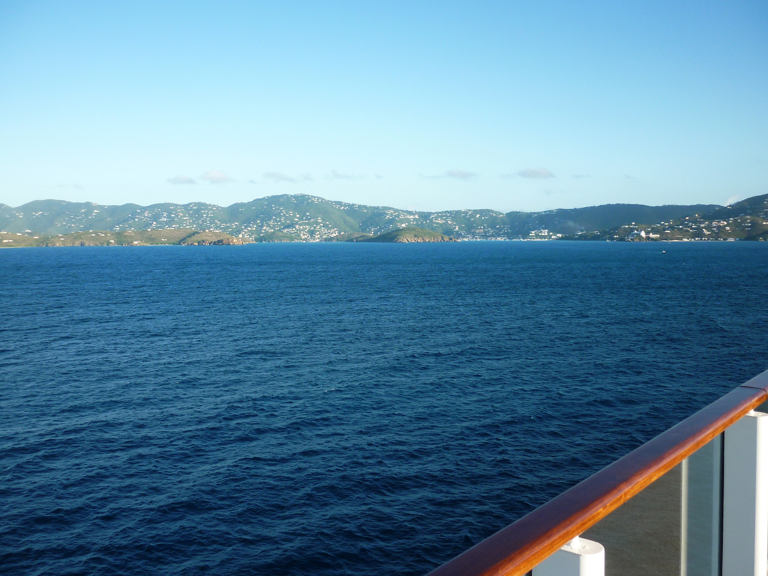 an image of a view of the coast line of the caribbean island of st thomas