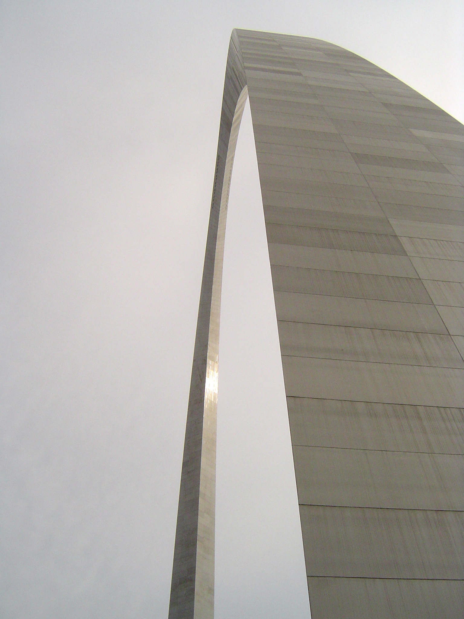 an image of Detail of the Gateway Arch, St Louis, USA a monument clad in stainless steel and built in the form of a flattened catenary arch, symbolising the westward expansion of the USA
