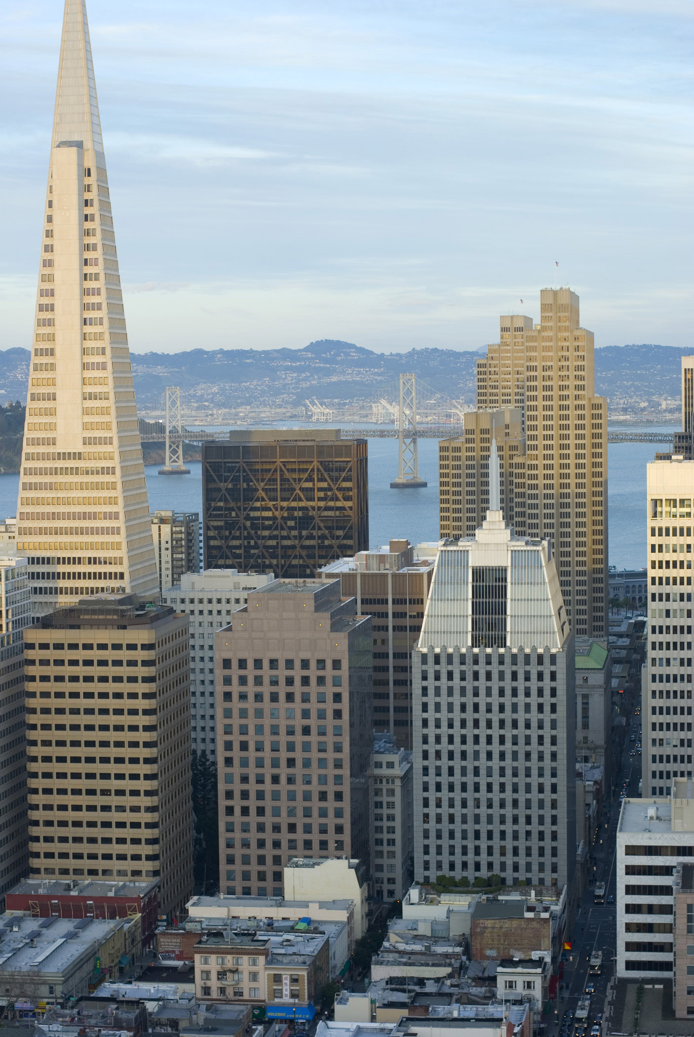 an image of High Rise Architectural City Buildings at San Francisco with Mountains View